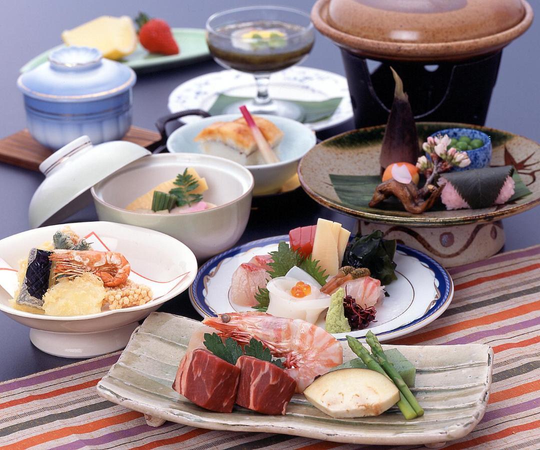 Crefeel Koto Hotel Higashiomi Exterior photo