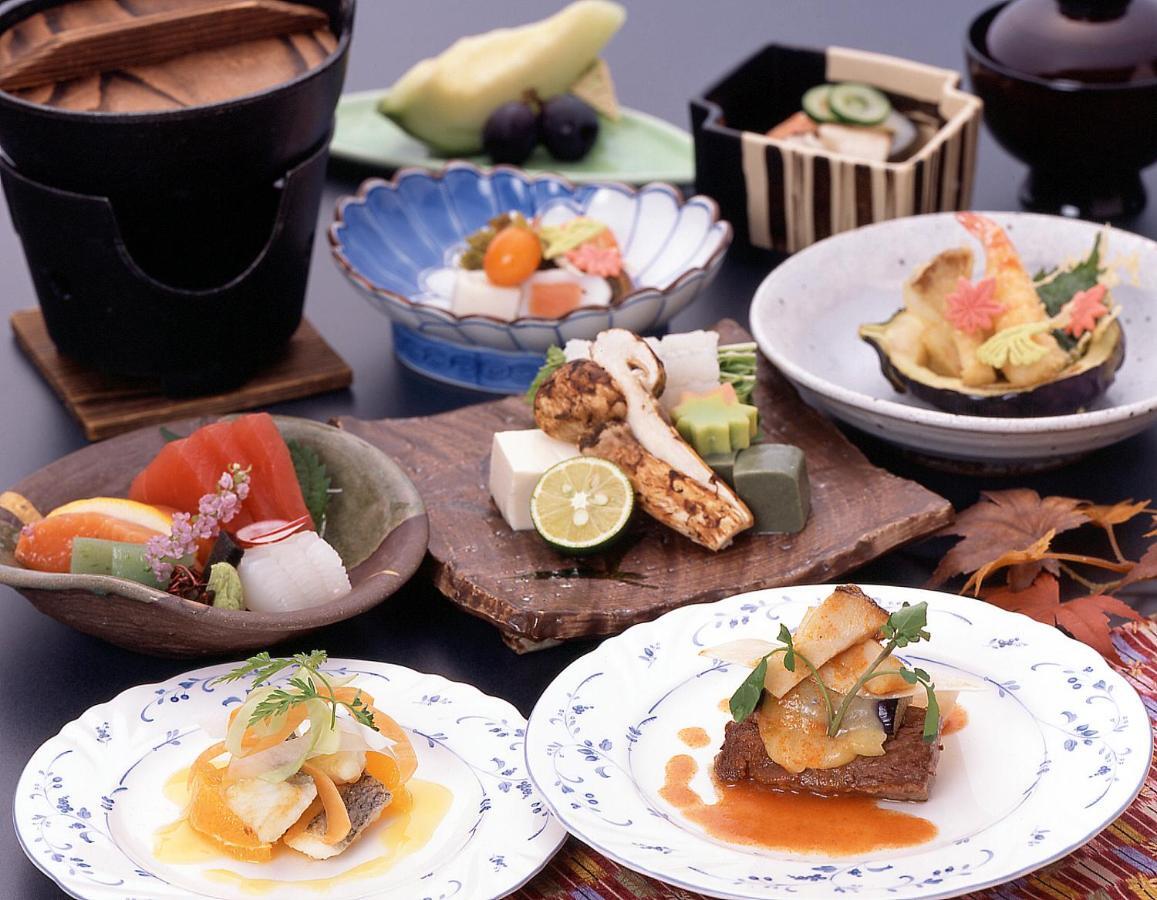 Crefeel Koto Hotel Higashiomi Exterior photo